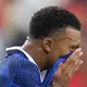 Tief enttäuscht: Frankreichs Kylian Mbappé nach dem Halbfinal-Aus. - Bild: Wu Xiaoling/XinHua/dpa