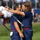 Tommy Fleetwood (r) und Francesco Molinari beim Ryder Cup 2018 in Paris. (Archivbild) - Bild: David Davies/PA Wire/dpa