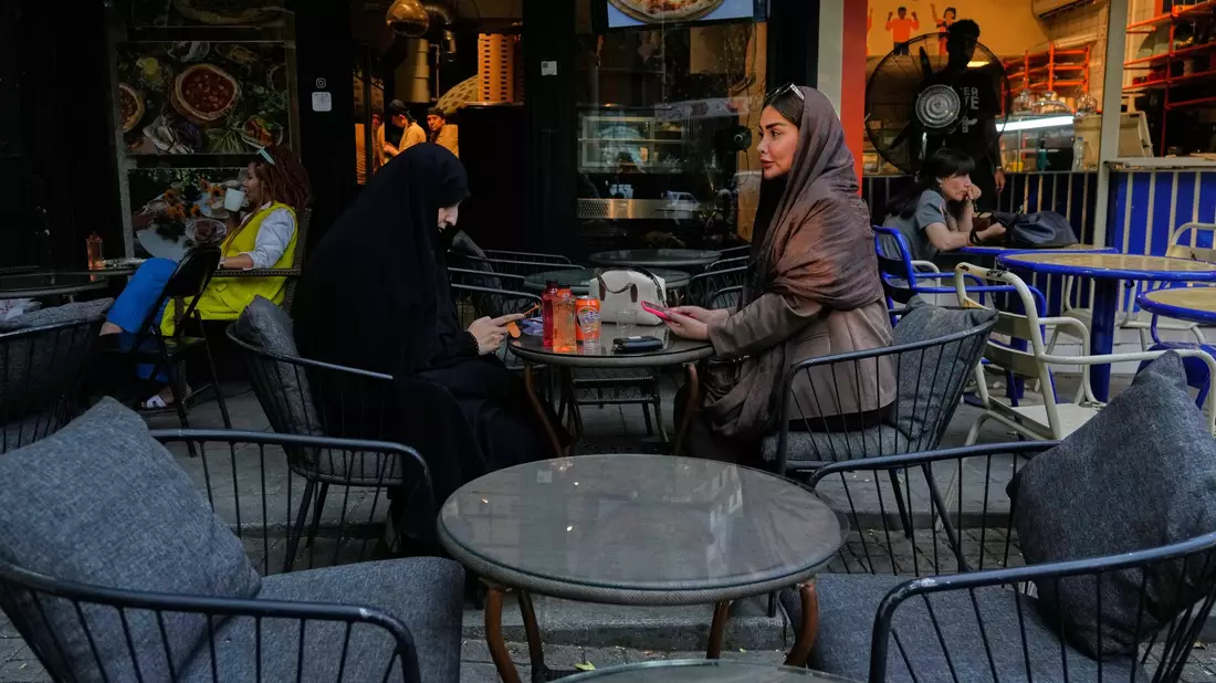 Die iranische Hauptstadt Teheran ist seit Beginn der jüngsten Angriffe von Bombardierungen verschont geblieben. (Archivbild) - Bild: Vahid Salemi/AP/dpa
