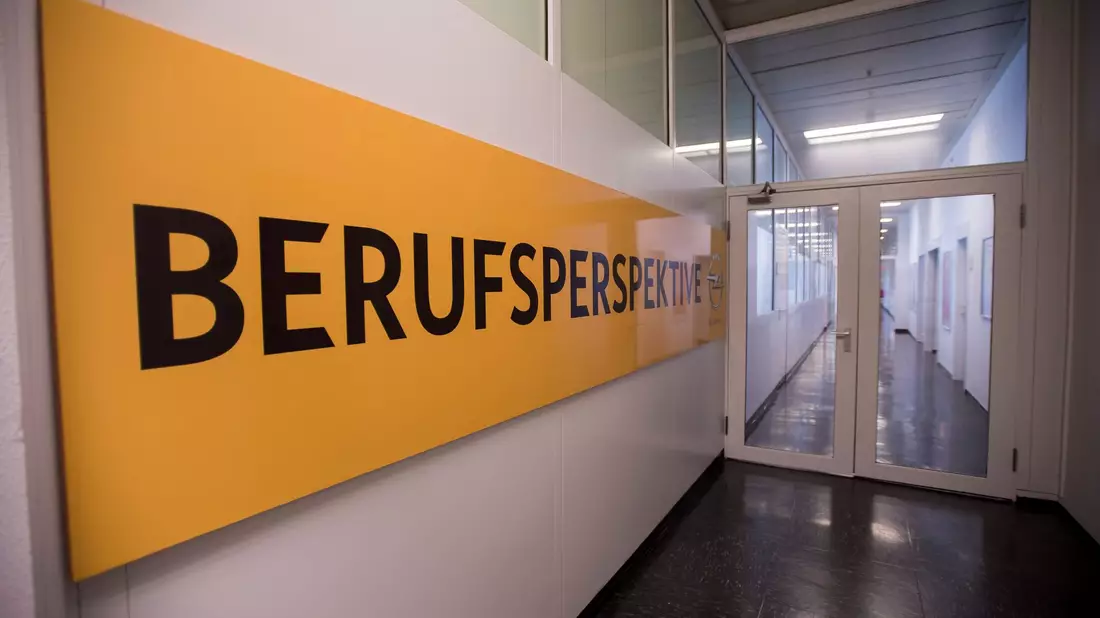 Die Bundesregierung bringt neue Regeln für neue Berufsperspektiven auf den Weg. (Archivbild) - Bild: picture alliance / dpa