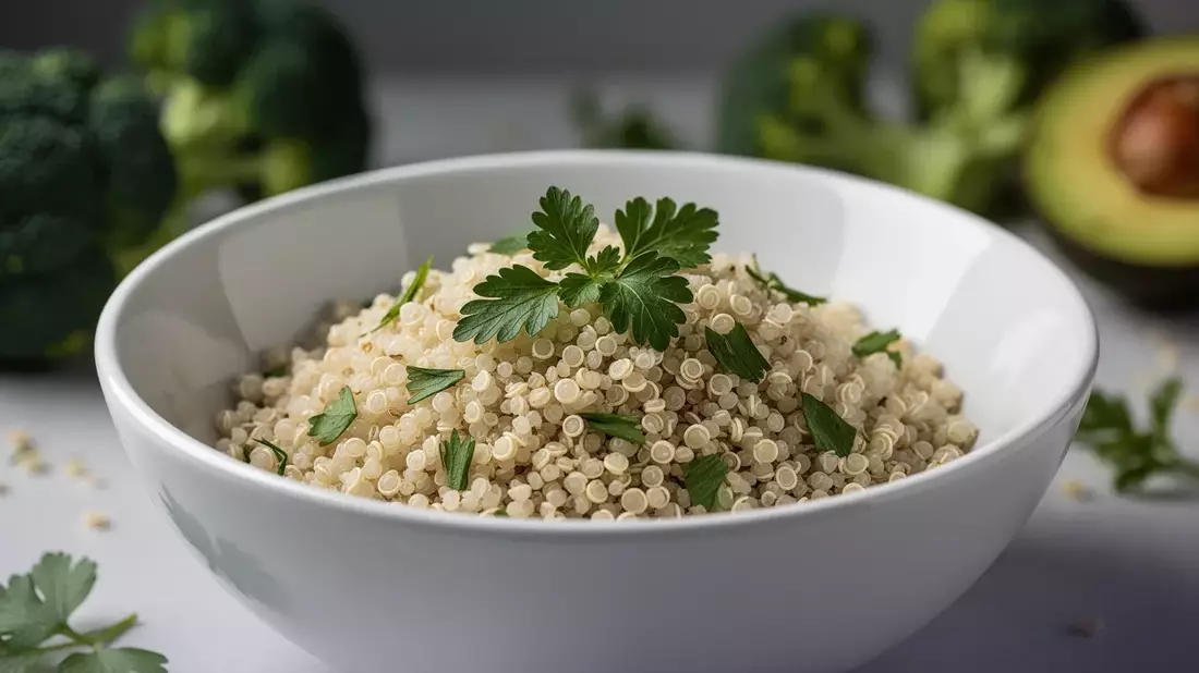 Quinoa als Nährstoffwunder: Trends, Studien & Rezepte