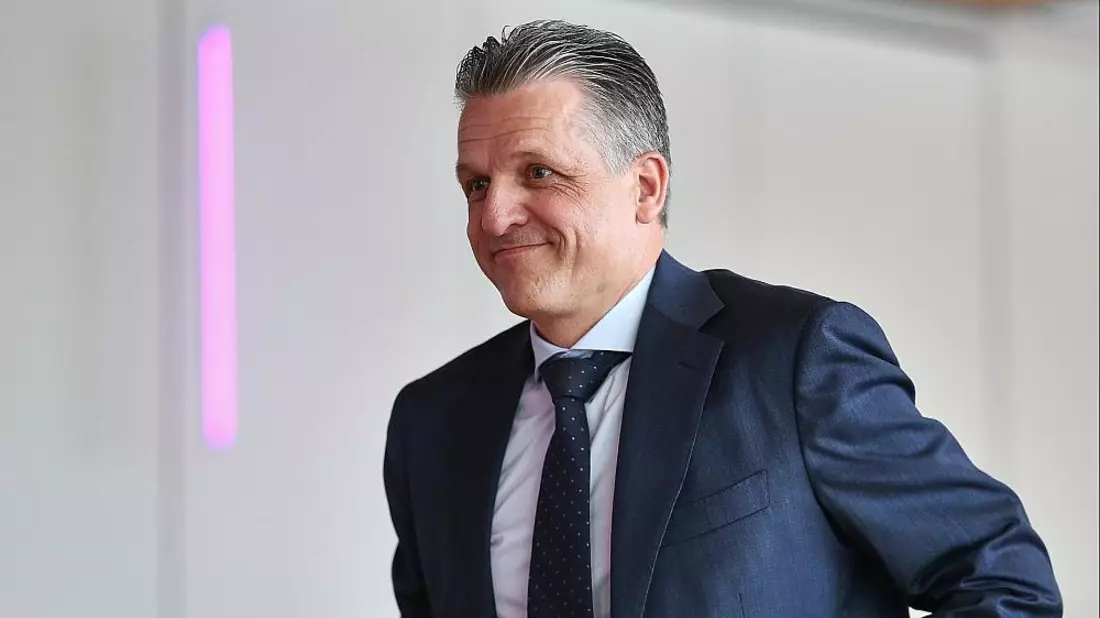 Frei verspricht Paradigmenwechsel bei Berichtspflichten