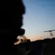 Die Ukraine greift mit ihren Drohnen zunehmend russische Ziele an. (Archivbild) - Bild: Evgeniy Maloletka/AP/dpa