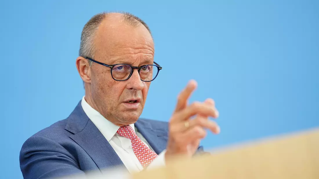 An schwache Momente erinnert er sich lieber nicht. - Bild: Michael Kappeler/dpa