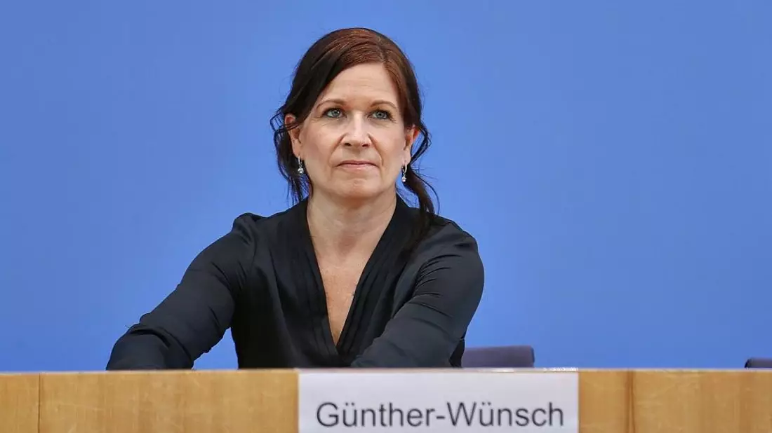 Berliner Senatorin gegen Kürzungspläne beim Unterhaltsvorschuss