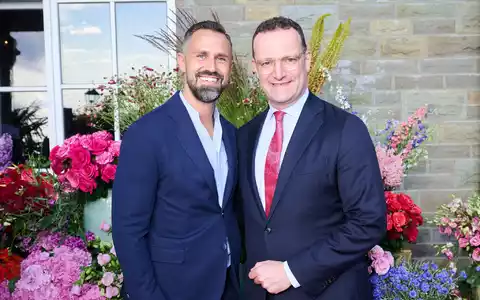 Daniel Funke und Jens Spahn sind seit 2017 verheiratet. (Archivbild) - Foto: Annette Riedl/dpa