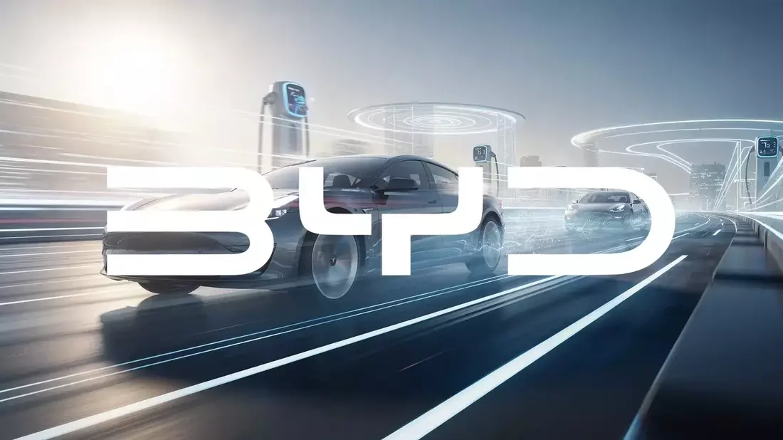 Récord de producción de BYD: 17 millones de vehículos, pero márgenes y cotización caen
