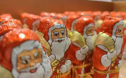 Weihnachtsmänner (Archiv) - Foto: via dts Nachrichtenagentur