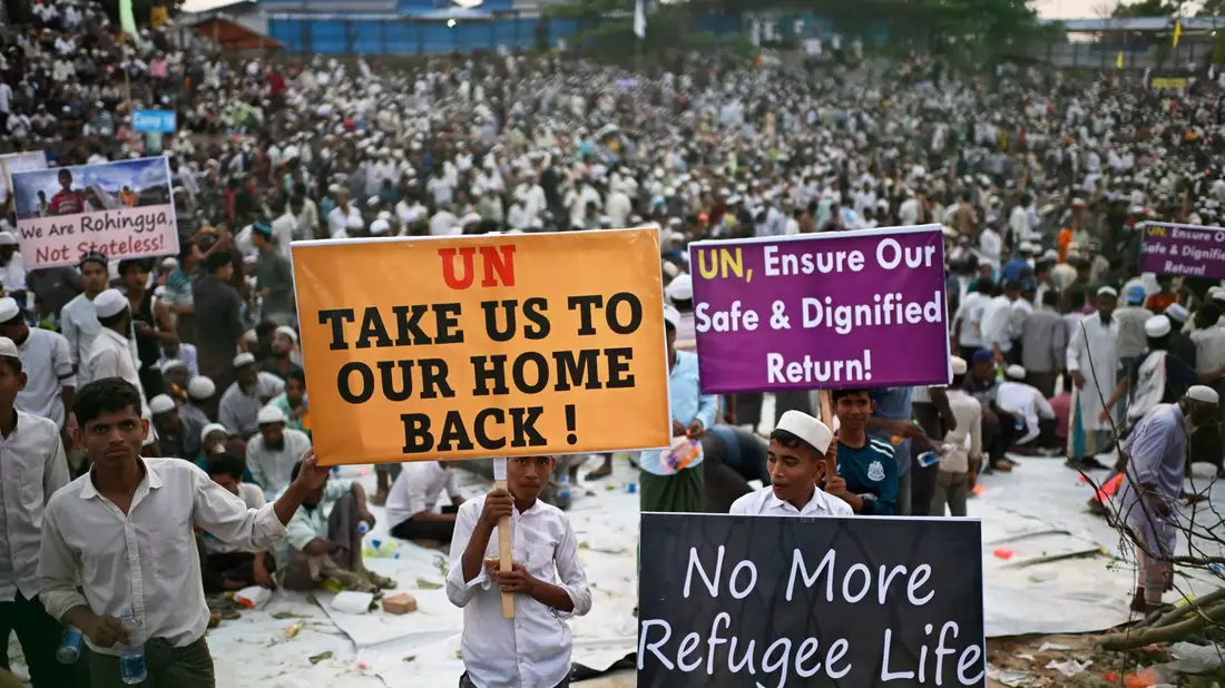 Rohingya-Flüchtlinge leben teils seit Jahrzehnten in Bangladesch (Archivbild) - Bild: Mahmud Hossain Opu/AP/dpa