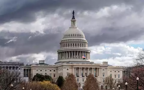 Mehr als 100 Demokraten im US-Repräsentantenhaus haben für ein Ende der Militärhilfe an Israel gestimmt (Archivbild) - Foto: J. Scott Applewhite/AP/dpa
