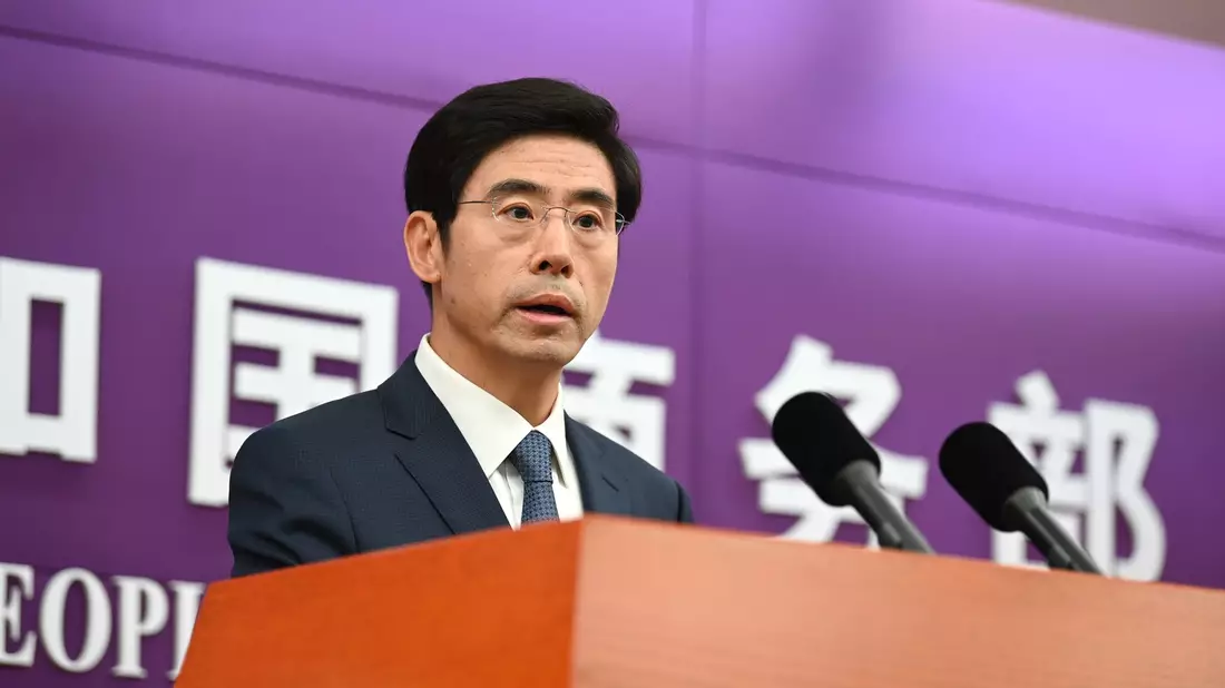 Der Sprecher des chinesischen Handelsministeriums rechtfertigte das Vorgehen Pekings. (Archivbild)  - Bild: Johannes Neudecker/dpa