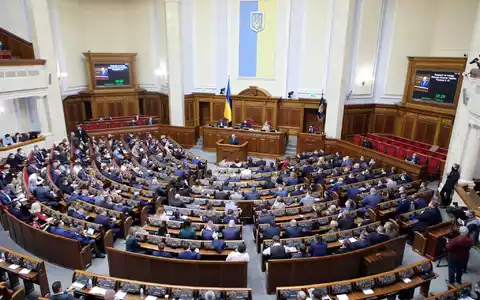 Das ukrainische Parlament, die Oberste Rada, hat den neuen Ministerpräsidenten Serhij Korezkyj bestätigt. (Archivbild) - Foto: -/Ukrinform/dpa