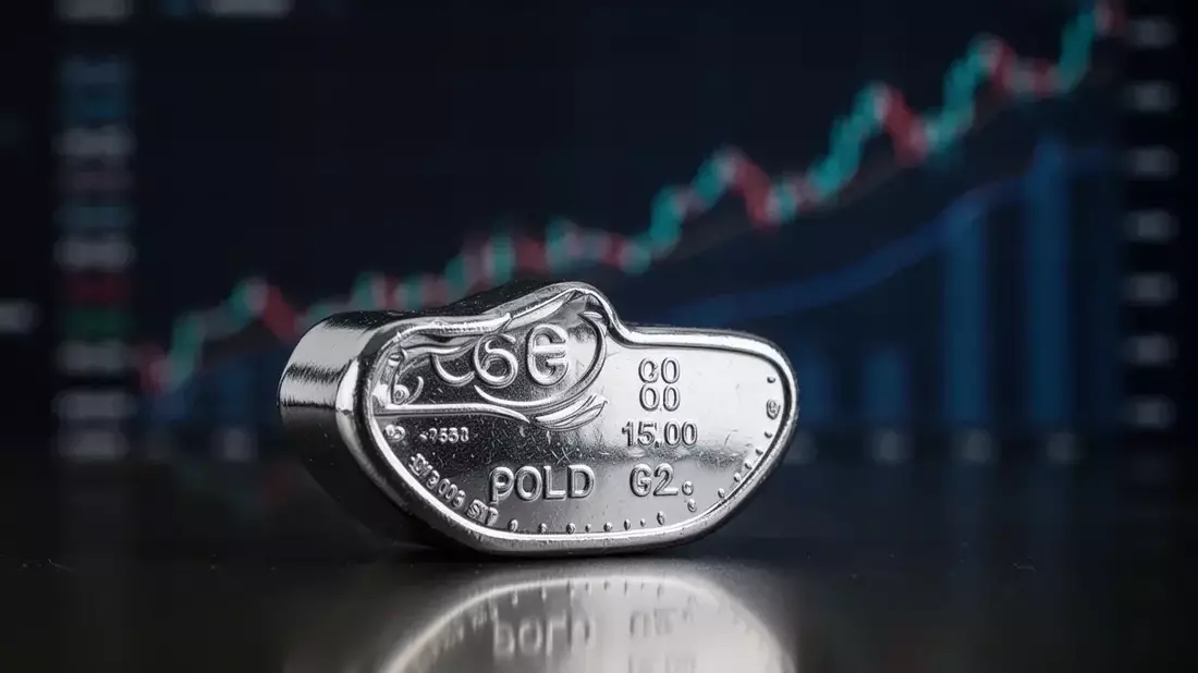 Plata en crisis: guerra en Oriente Próximo no la impulsa por dólar fuerte y caída solar