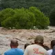 Bei Fluten in Texas gibt es Tote. - Bild: Mikala Compton/Austin American-Statesman/AP/dpa