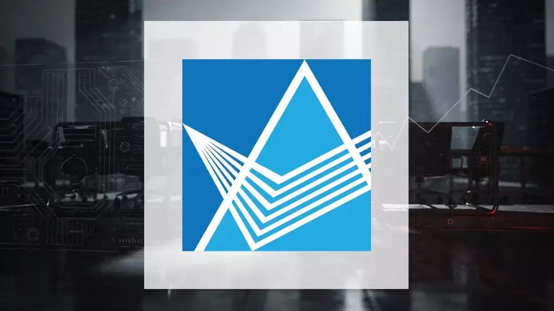POET Technologies Stock Drops 40% Amid Hedge Fund Stakes, Lawsuit, and Production Targets