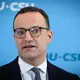 Aus dem Umfeld des Unionsfraktionschefs heißt es: «Jens Spahn leitet grundsätzlich aus seinem Privatleben keine politischen Forderungen ab.» (Archivbild) - Bild: Bernd von Jutrczenka/dpa
