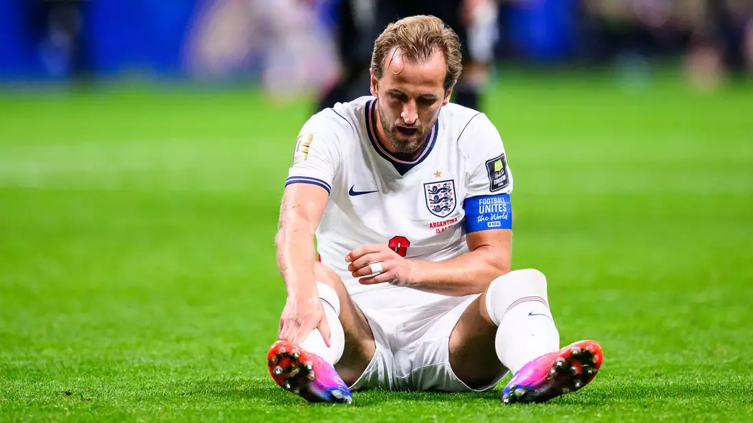 Harry Kane trauert über das Scheitern im Halbfinale.  - Bild: Tom Weller/dpa