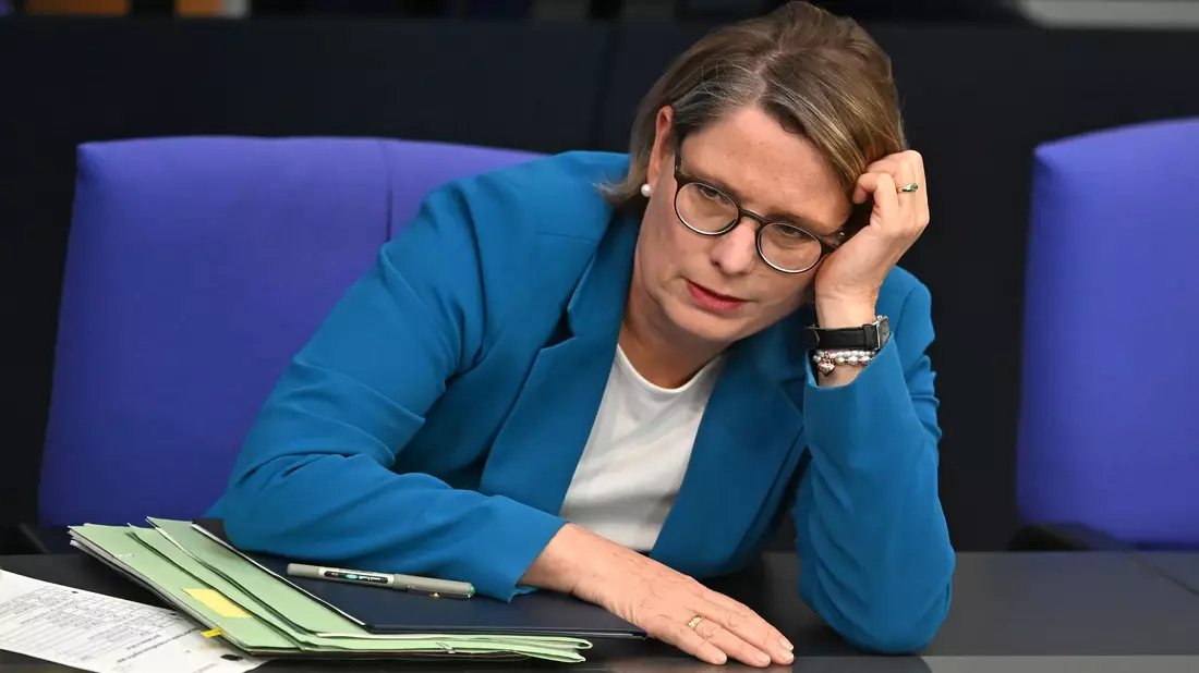 Bundesjustizministerin Stefanie Hubig (SPD) ist zuversichtlich, dass die Koalition sich in Richtung «Nur Ja heißt Ja» bewegen wird. (Archivfoto) - Bild: Elisa Schu/dpa