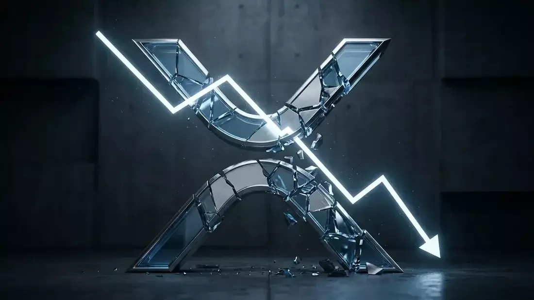 XRP at Crossroads: On-Chain Growth vs. ETF Stagnation as Price Languishes