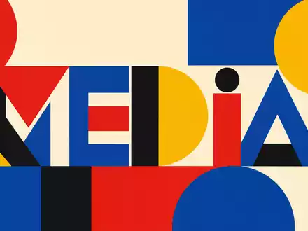 Informa plc (ISIN GB00BMJ6DW54) erscheint als geometrisches Bauhaus-Poster mit stilisiertem Sektor-Schriftzug MEDIA - Foto: THN