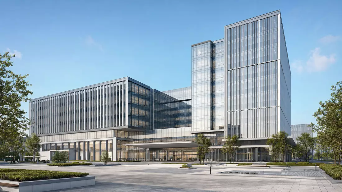Architektonisches 3D-Render eines modernen Glas-Bürohochhauses mit Vorplatz