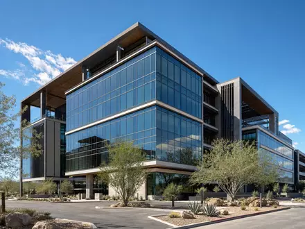 Diamondback Energy US25278X1090 zeigt modernes Bürogebäude als architektonischen Render in West Texas - Foto: THN