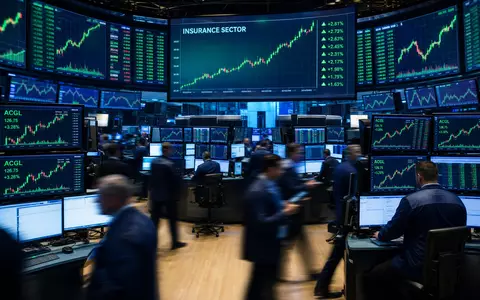 Arch Capital Group BMG0450A1053 NASDAQ-Börsenparkett mit aktiven Händlern und Insurance-Sector-Charts auf Großbildschirmen - Foto: THN
