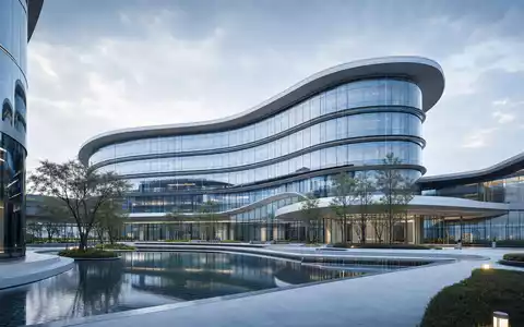 Dassault Systèmes SE (ISIN FR0000130650) betreibt moderne Technologiecampus-Gebäude, hier als futuristisches Architektur-Render dargestellt - Foto: THN
