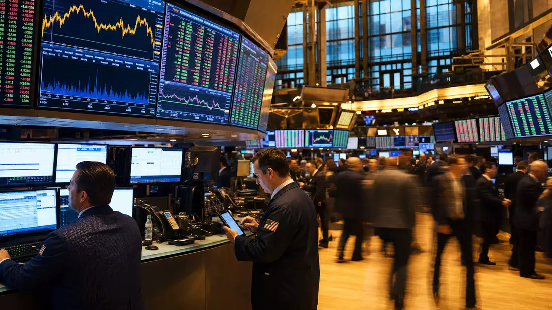 Redaktionelles Foto des NYSE-Handelssaals mit Bildschirmen für Versorgersektordaten und Händlern