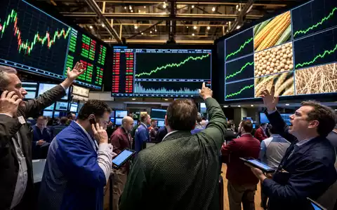 FMC Corp. NYSE-Börsenparkett mit aktiven Tradern grünen Agrochemie-Charts und Digitaltafeln ISIN US3024913036 - Foto: THN