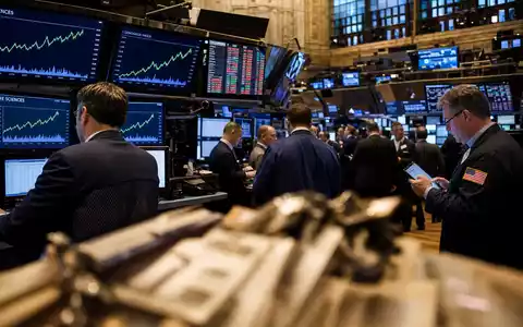 Agilent Technologies Inc. (US00846U1016) NYSE stock exchange trading floor life sciences sector charts editorial photography - Foto: THN