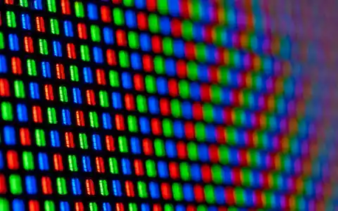 Makroaufnahme von RGB-Displaypixeln zeigt die feine Bildschirmtechnik von Barco NV, ISIN BE0974362940, im Detail - Foto: THN