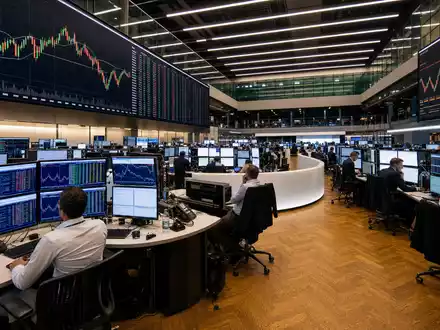 CompuGroup Medical Aktie DE000A288904 wird an der Frankfurter Börse im TecDAX gehandelt, Tradingfloor-Editorial - Foto: THN