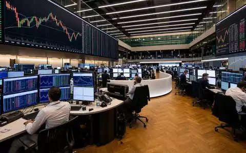 CompuGroup Medical Aktie DE000A288904 wird an der Frankfurter Börse im TecDAX gehandelt, Tradingfloor-Editorial - Foto: THN