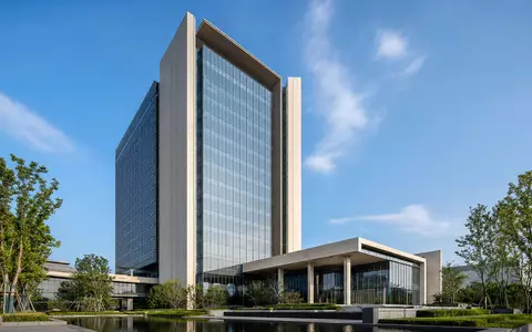 Berkshire Hathaway (B) Konzernzentrale ISIN US0846707026 – modernes Hochhaus als Architektur-Render dargestellt - Foto: THN