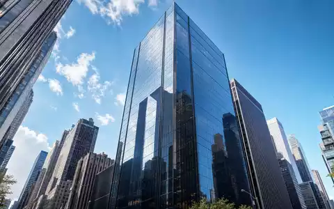Hess Corporation Hauptquartier als moderner Glasturm-Render in Midtown Manhattan New York, ISIN US42809H1077 - Foto: THN
