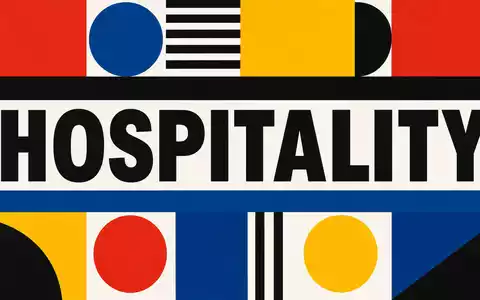 Hilton Worldwide Bauhaus Poster mit HOSPITALITY Text, US43300A2033, geometrische Primärfarben im konstruktivistischen Designstil - Foto: THN