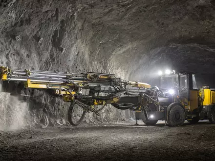 Epiroc AB, ISIN SE0015658109, stellt Bohrgeräte für den modernen Untertagebergbau in Tunnelanlagen her - Foto: THN
