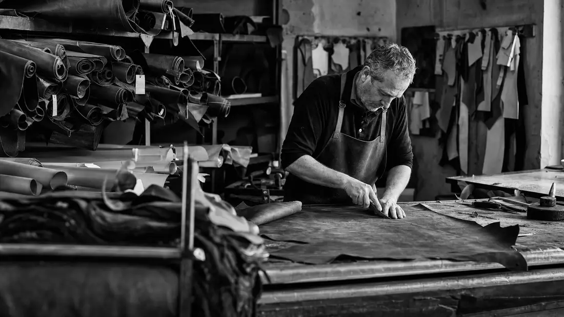 SW-Reportage Ledergerberei Handwerker Salvatore Ferragamo S.p.A. IT0004712375