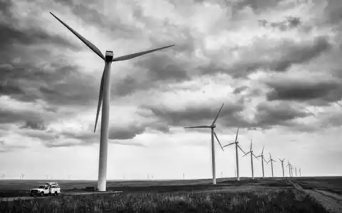 Xcel Energy Inc (ISIN US98389B1008) versorgt Minnesota mit Windkraft, dokumentiert in dramatischer Schwarzweiß-Reportage-Aufnahme - Foto: THN