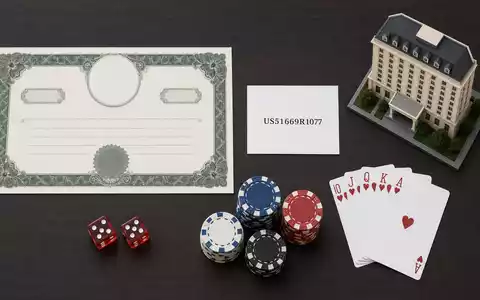 Flatlay mit Aktienzertifikat und ISIN-Karte US51669R1077 stellt eine Investition in Las Vegas Sands dar, thematisch - Foto: THN
