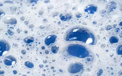 Reckitt Benckiser Group (ISIN GB00B24CGK77) entwickelt Reinigungsschäume und Seifenprodukte für Hygiene im täglichen Haushalt - Foto: THN