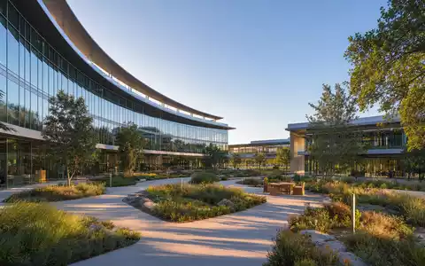 Airbnb Inc. US0090661010 Architektur Render moderner Tech Campus mit Glas Stahl Gebäude in sonnigem Kalifornien - Foto: THN