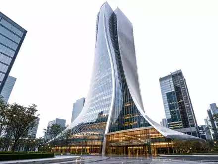 Apollo Global Management US0376123065 präsentiert futuristisches Hochhaus-Render mit parametrischer Glasfassade im modernen Finanzviertel - Foto: THN