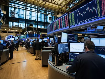 Best Buy Co. Inc. Börsen-Editorial: NYSE-Parkett mit sektorspezifischen Kurscharts für Einzelhandel, US0865161014 - Foto: THN