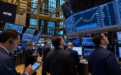 Kimberly-Clark (US4943681035) Börsen-Editorial zeigt NYSE-Handelssaal mit vielen Händlern vor großen Konsumgüter-Sektor-Charts und Bildschirmen - Foto: THN