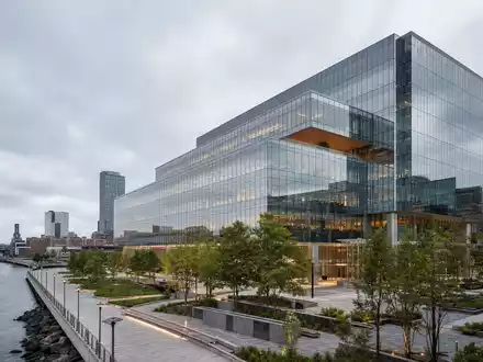 Mondelez International Hauptsitz als modernes Architektur Render mit Glasfassade und Firmencampus, ISIN US6092071058 symbolisiert Konzernzentrale - Foto: THN