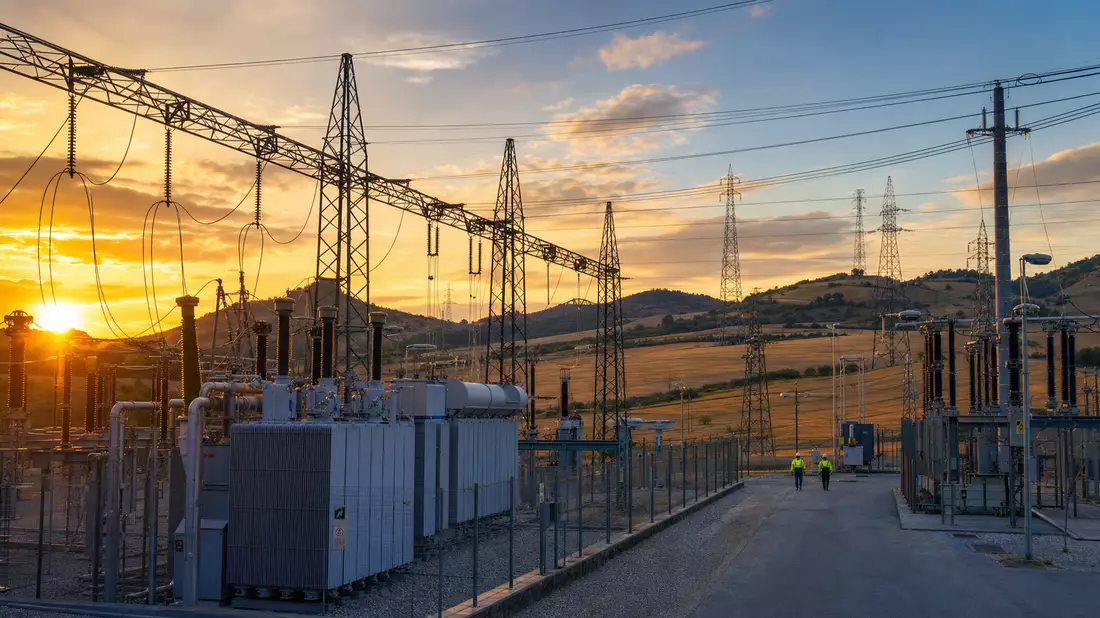 Hochspannungs-Umspannwerk Sonnenuntergang Terna - Rete Elettrica Nazionale IT0003242622