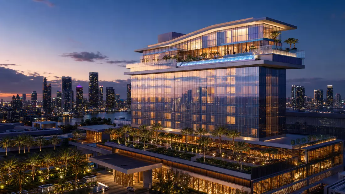 CGI-Render eines gläsernen Luxushotel-Hochhauses mit Rooftop-Pool in der Abenddämmerung