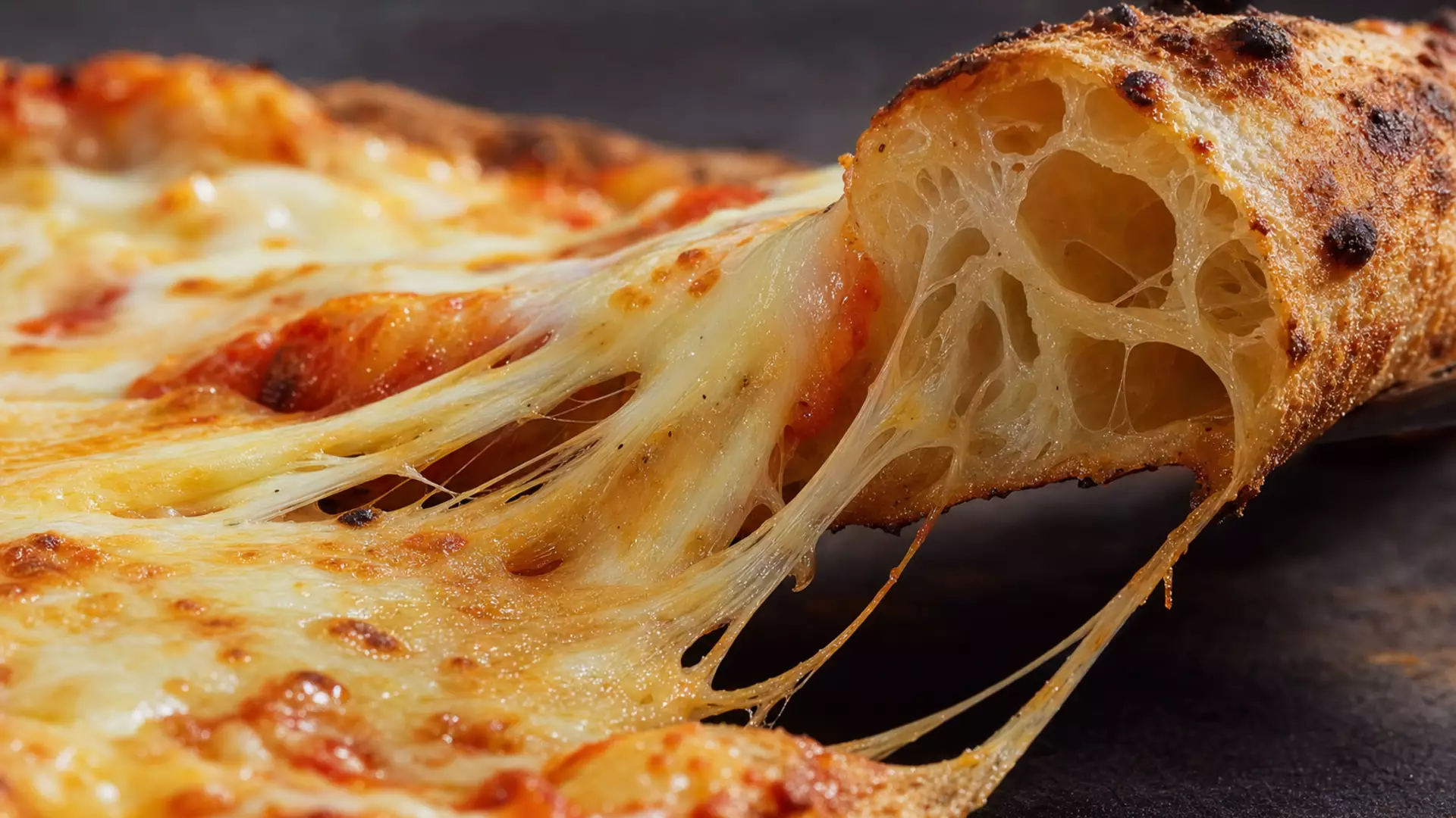 Die Domino's-Pizza-Aktie bleibt nach soliden Zahlen und stabiler Nachfrage auf Kurs